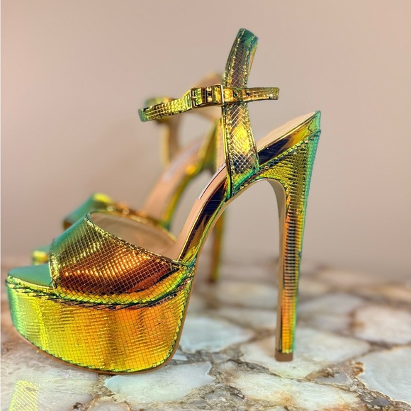 NEW Steve Madden Iridescent Green-Gold Metallic Platform Heels SIZE 5 - Picture 7 of 8